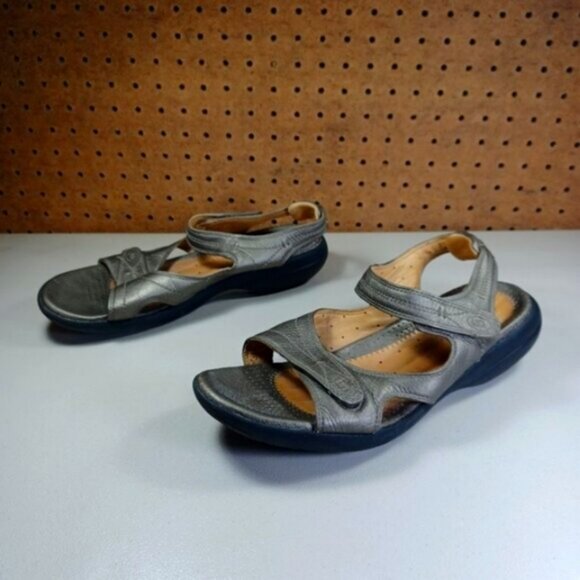 Clarks womens gold Unstructured strappy slingback sandals 9 W WIDE - Picture 1 of 6